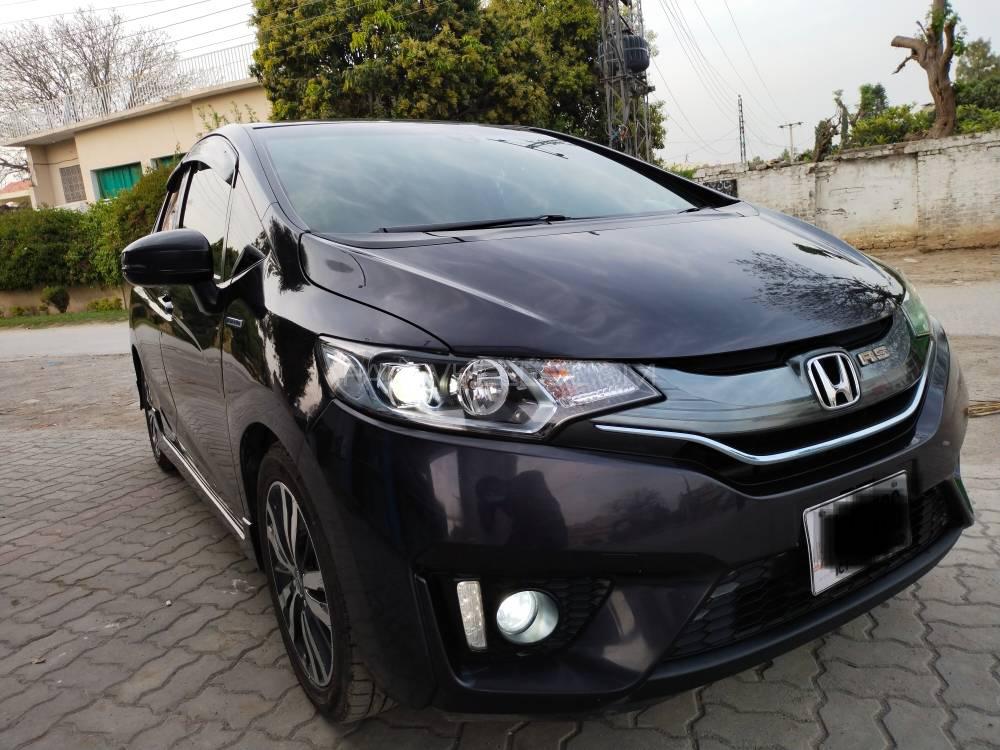 ہونڈا فٹ 2015 for Sale in راولپنڈی ہونڈا فٹ 2015 for Sale in راولپنڈی Image-2