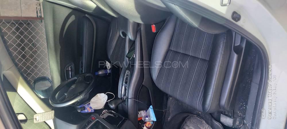 Honda HR-V 2017 for Sale in Sialkot Honda HR-V 2017 for Sale in Sialkot Image-6