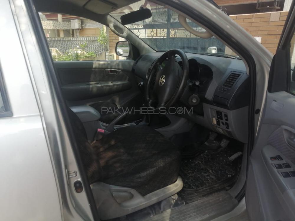 ٹویوٹا ہائیلکس 2007 for Sale in اسلام آباد ٹویوٹا ہائیلکس 2007 for Sale in اسلام آباد Image-6
