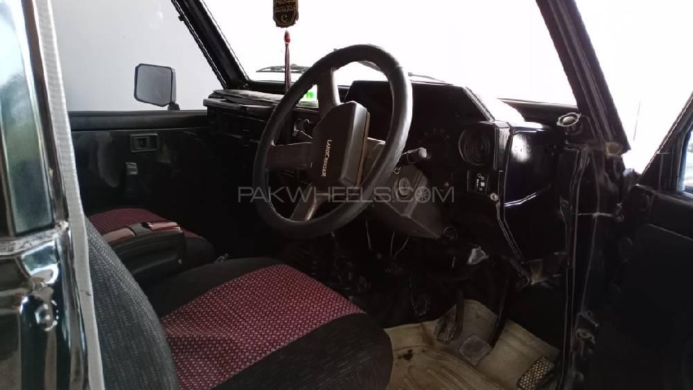 Toyota Land Cruiser 1989 for Sale in Muzaffarabad Toyota Land Cruiser 1989 for Sale in Muzaffarabad Image-9