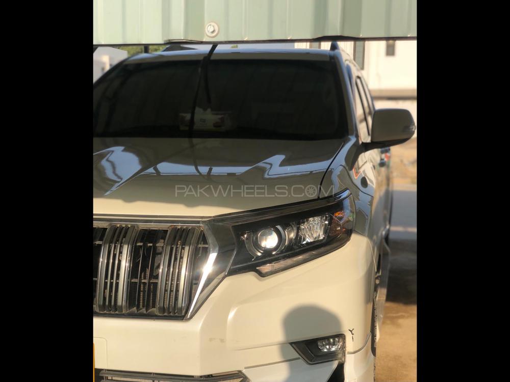 Toyota Prado 2010 for Sale in Karachi Toyota Prado 2010 for Sale in Karachi Image-4