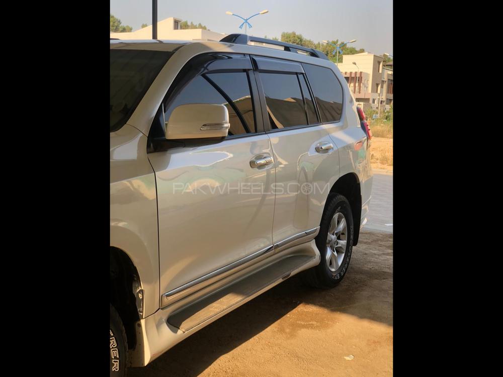 Toyota Prado 2010 for Sale in Karachi Toyota Prado 2010 for Sale in Karachi Image-5