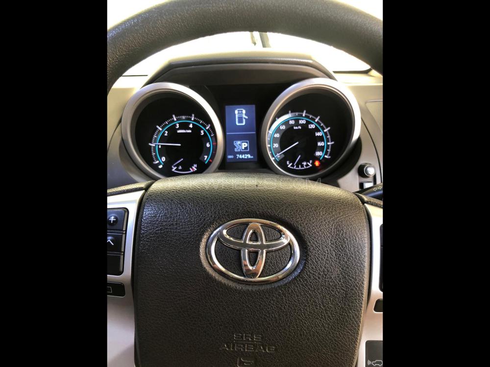 Toyota Prado 2010 for Sale in Karachi Toyota Prado 2010 for Sale in Karachi Image-9