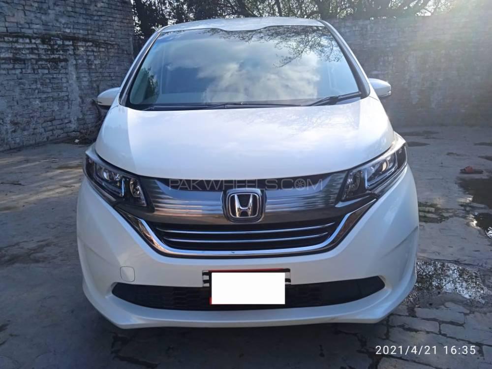 Honda Freed 2016 for Sale in Lahore Image-1