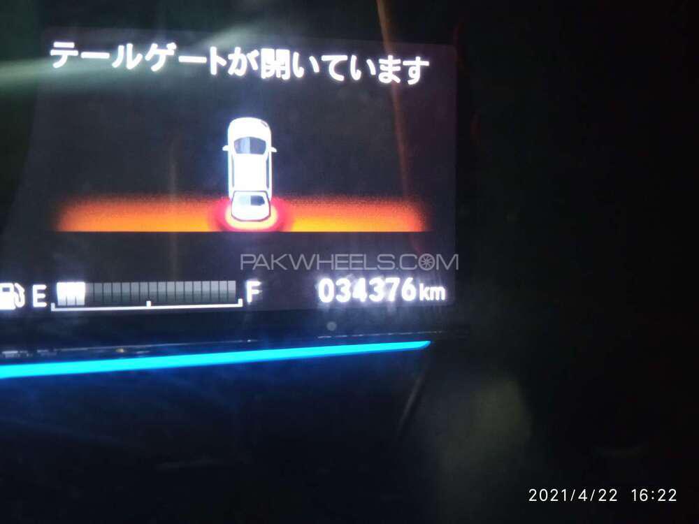 Honda Vezel 2014 for Sale in Lahore Honda Vezel 2014 for Sale in Lahore Image-10