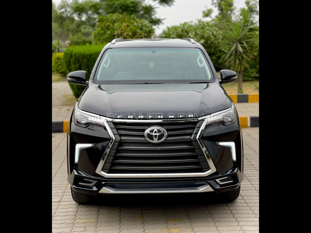 Toyota Fortuner 2019 for Sale in Sialkot Image-1