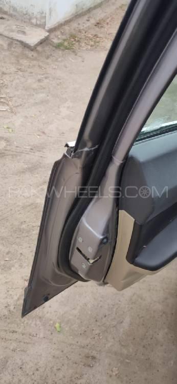 Honda Civic 2007 for Sale in Layyah Honda Civic 2007 for Sale in Layyah Image-11