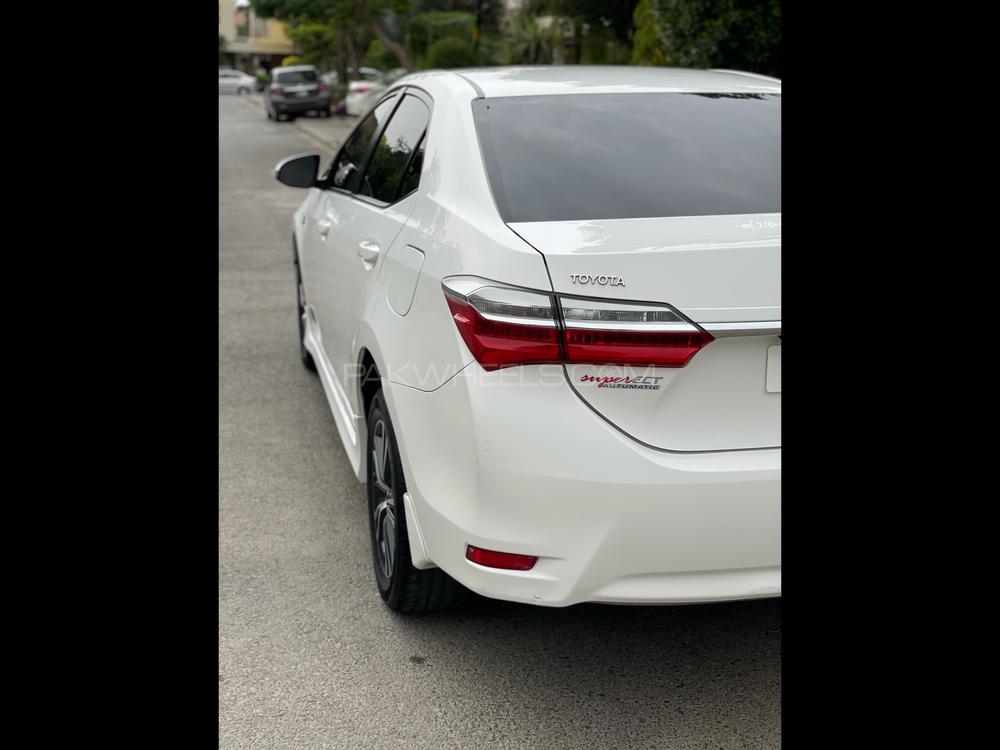 Toyota Corolla 2017 for Sale in Lahore Toyota Corolla 2017 for Sale in Lahore Image-3