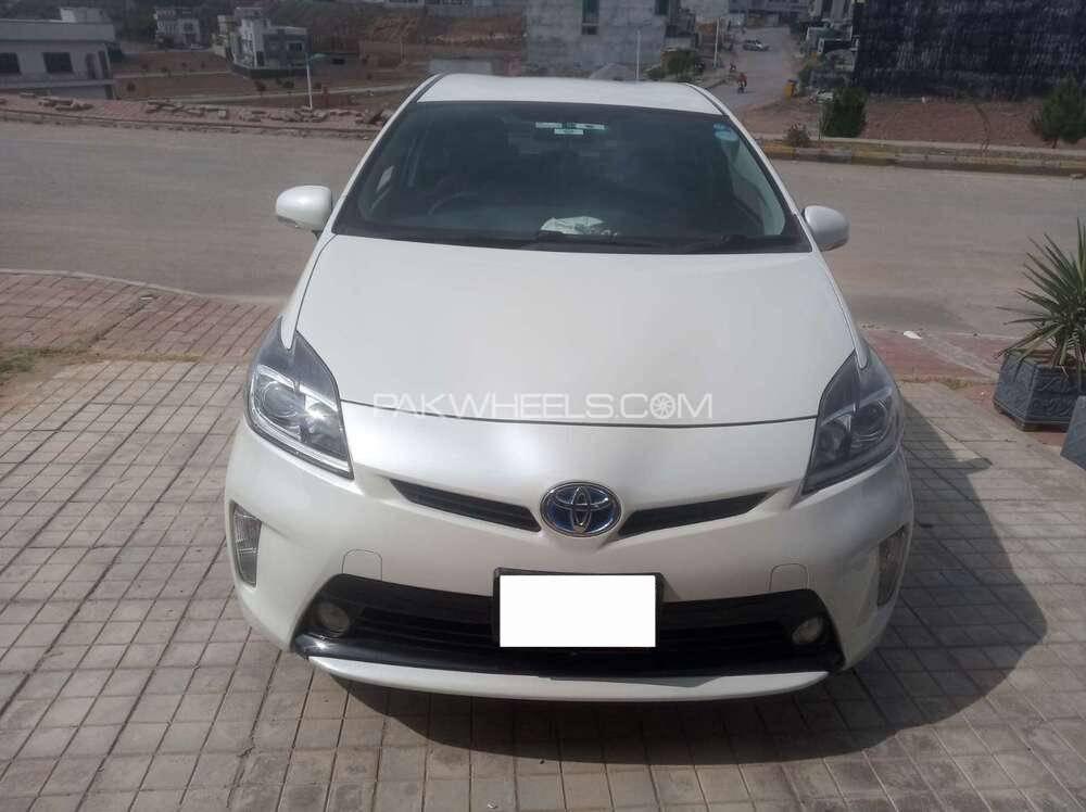 ٹویوٹا پریوس 2013 for Sale in اسلام آباد Image-1