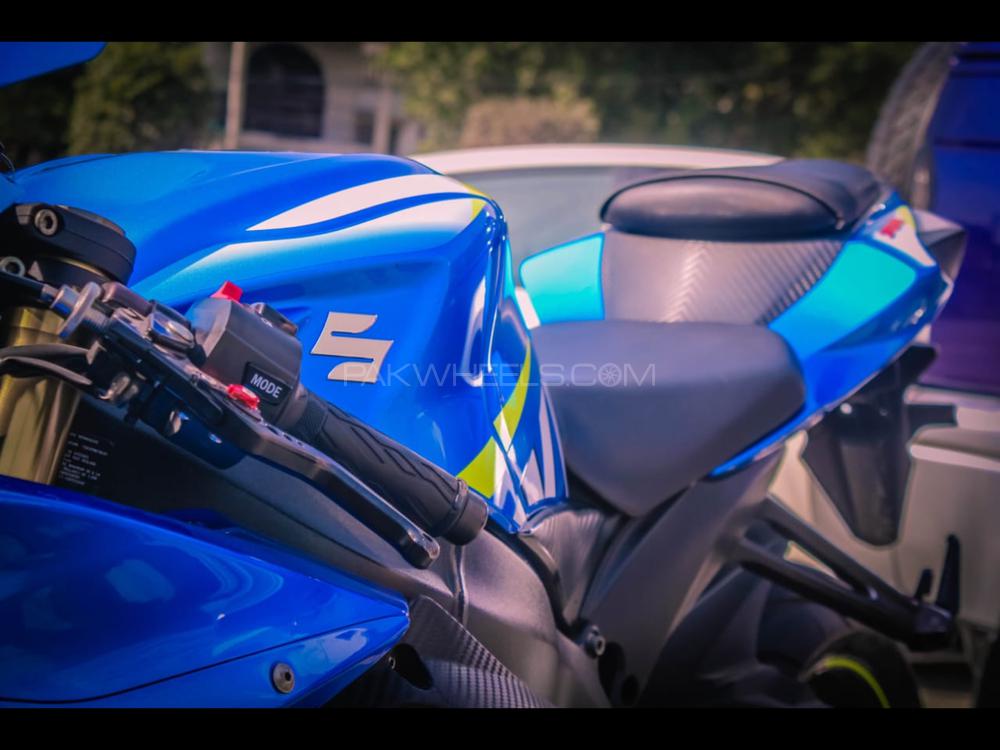 سوزوکی GSX-R600 2015 for Sale سوزوکی GSX-R600 2015 for Sale Image-5