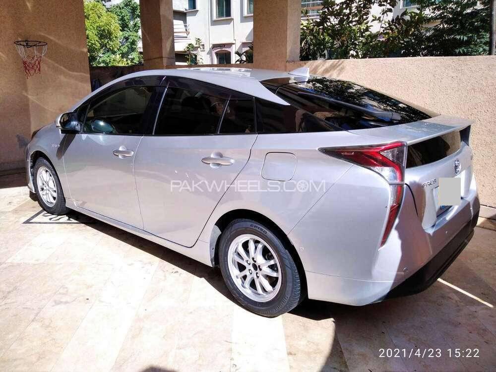 Toyota Prius 2017 for Sale in Islamabad Toyota Prius 2017 for Sale in Islamabad Image-5