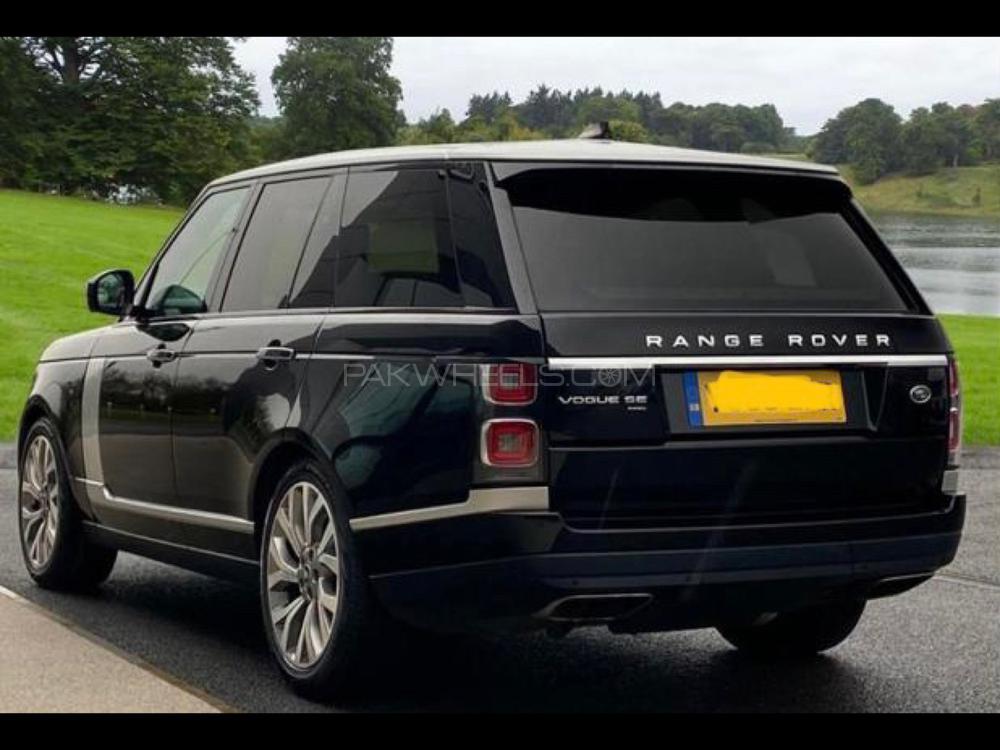 Range Rover Autobiography 2018 for Sale in Jhelum Range Rover Autobiography 2018 for Sale in Jhelum Image-2