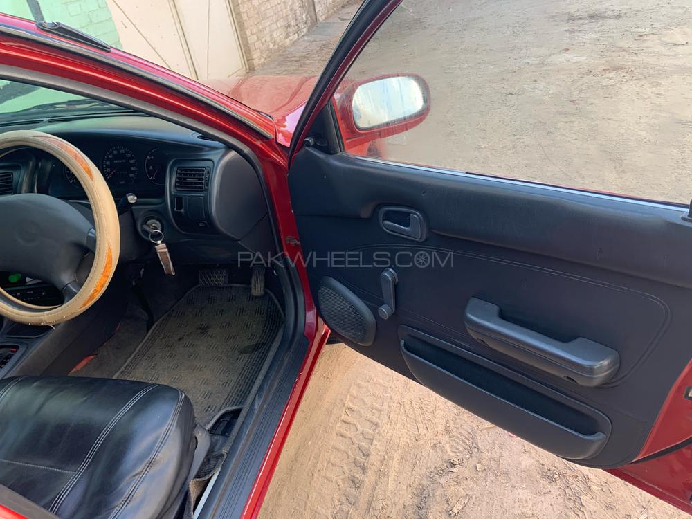 ٹویوٹا کرولا 1994 for Sale in وزیرآباد ٹویوٹا کرولا 1994 for Sale in وزیرآباد Image-9