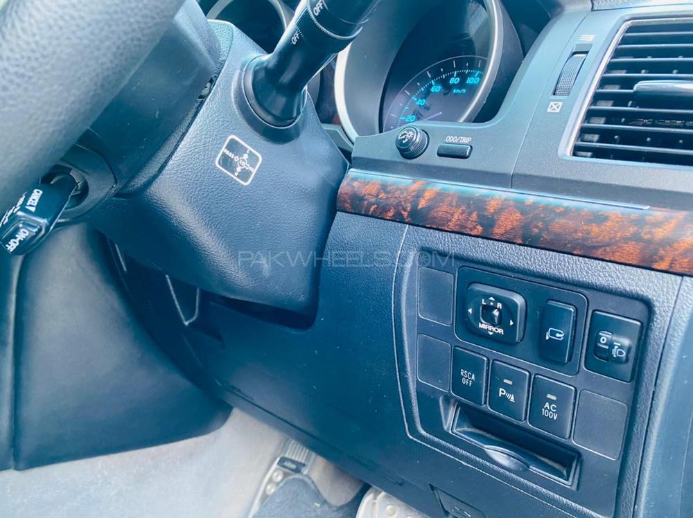 Toyota Land Cruiser 2010 for Sale in Rawalpindi Toyota Land Cruiser 2010 for Sale in Rawalpindi Image-5