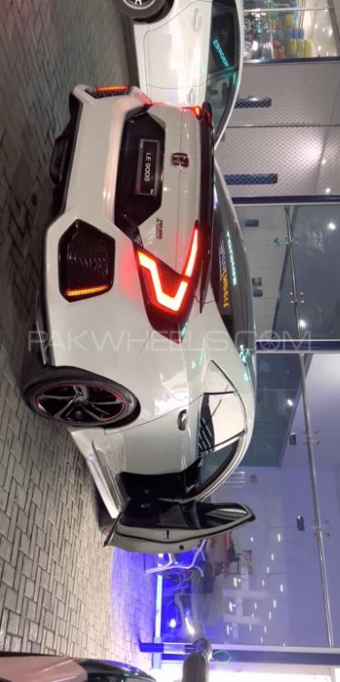 Honda Civic - 2020  Image-1