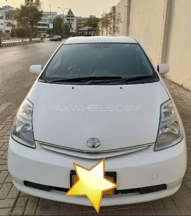 Toyota Prius 2010 for Sale in Karachi Image-1