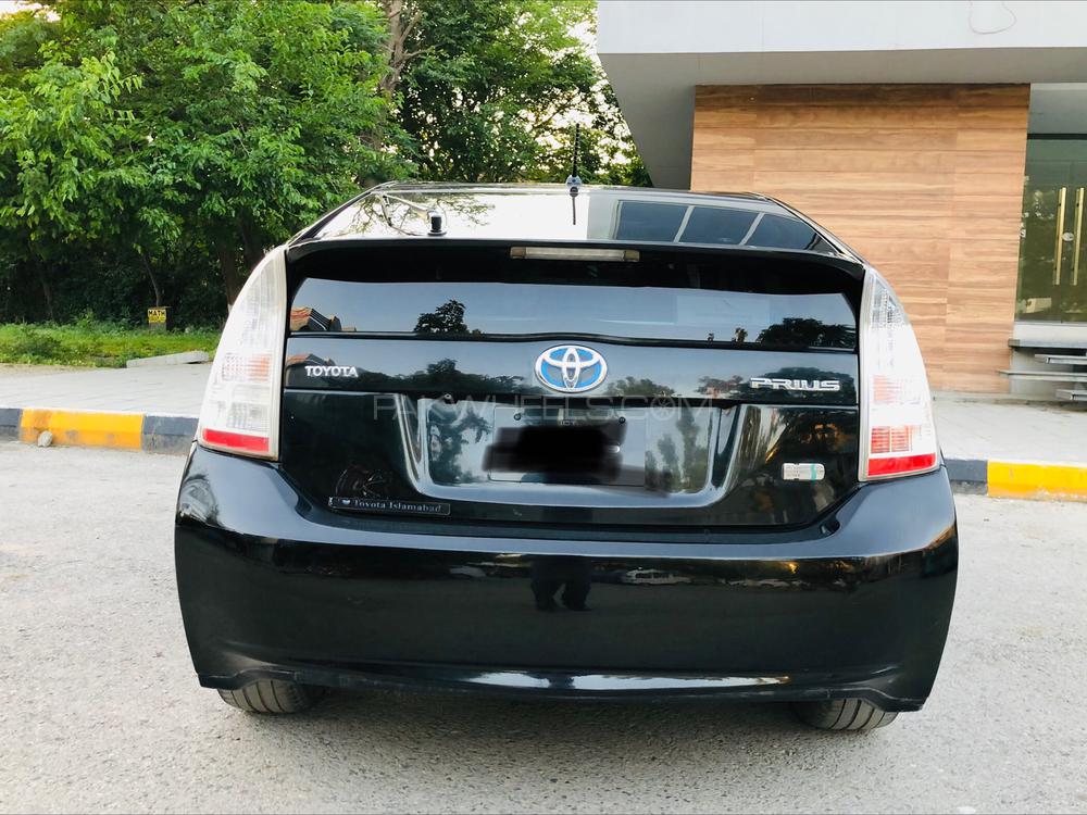 ٹویوٹا پریوس 2010 for Sale in اسلام آباد ٹویوٹا پریوس 2010 for Sale in اسلام آباد Image-12