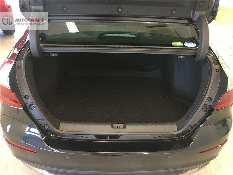 Honda Insight 2018 for Sale in Karachi Honda Insight 2018 for Sale in Karachi Image-10