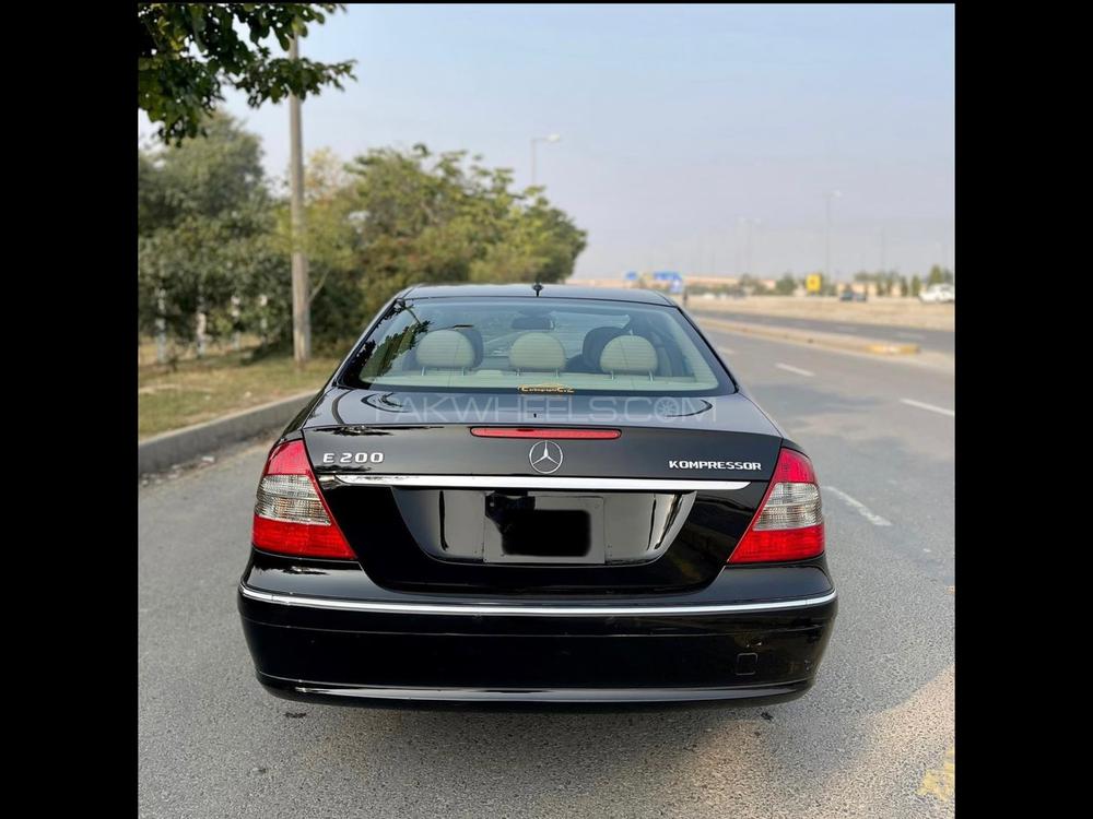 مرسڈیز بینز ای کلاس 2009 for Sale in لاہور مرسڈیز بینز ای کلاس 2009 for Sale in لاہور Image-10