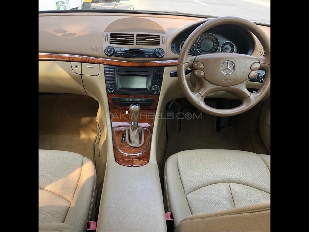 مرسڈیز بینز ای کلاس 2009 for Sale in لاہور مرسڈیز بینز ای کلاس 2009 for Sale in لاہور Image-9