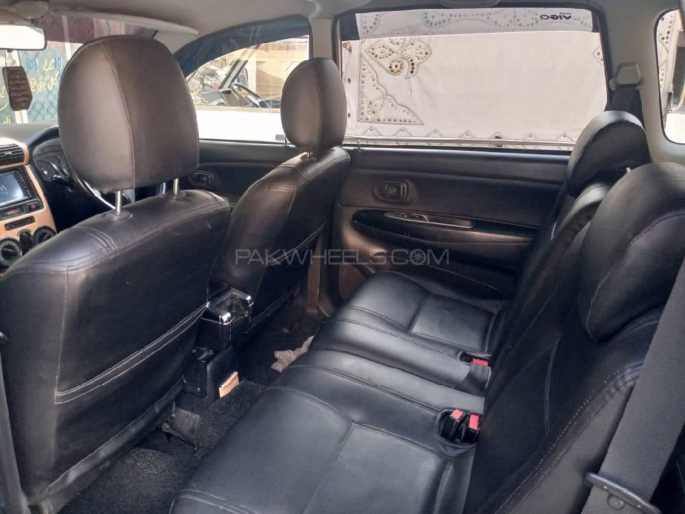 ٹویوٹا اونزا 2011 for Sale in ایبٹ آباد ٹویوٹا اونزا 2011 for Sale in ایبٹ آباد Image-2