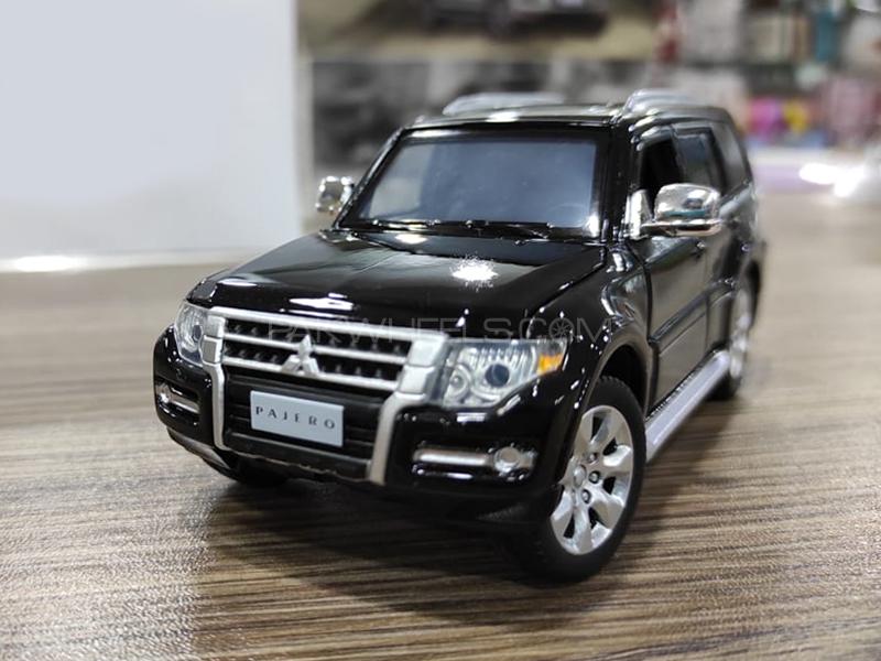 Mitsubishi Pajero Die Cast Detailed Model Black for sale in Lahore Image-1