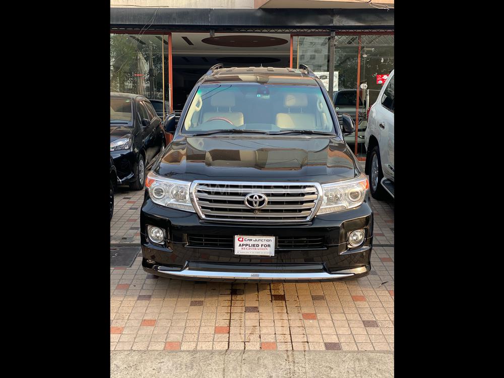 Toyota Land Cruiser 2013 for Sale in Lahore Toyota Land Cruiser 2013 for Sale in Lahore Image-2