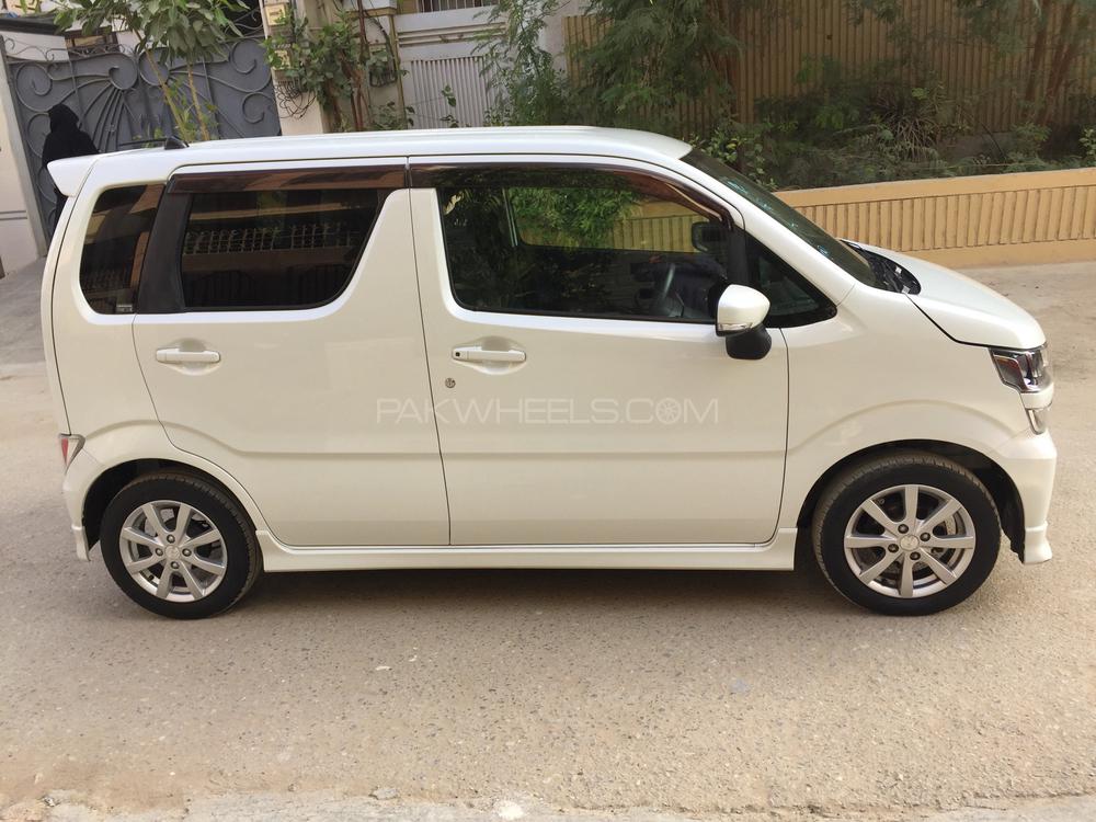 Mazda Flair 2017 for Sale in Karachi Mazda Flair 2017 for Sale in Karachi Image-7