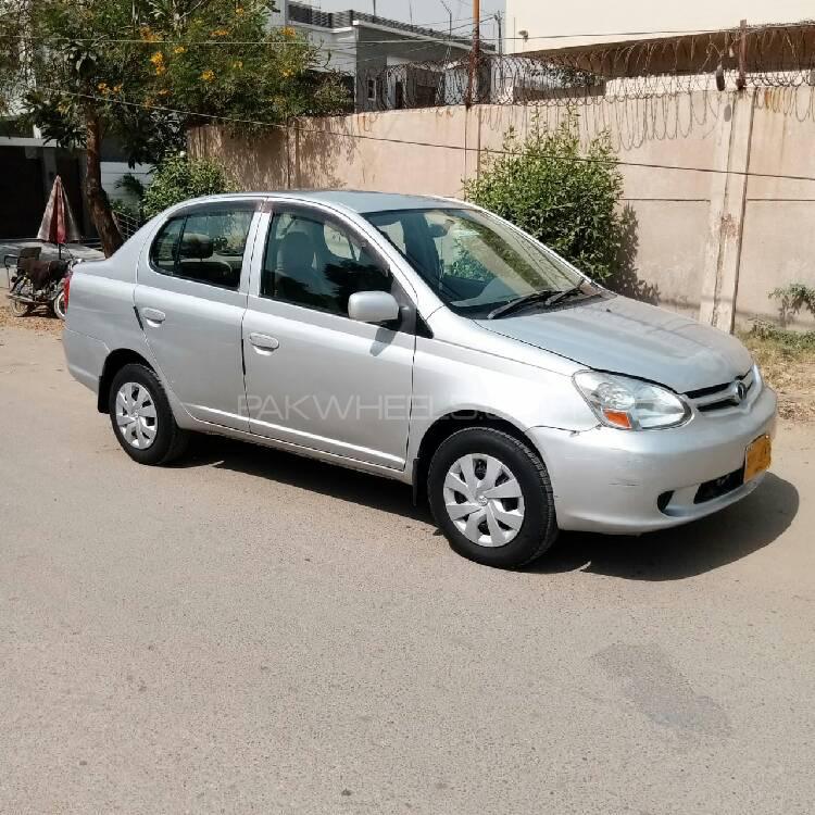 Toyota Platz 2004 for Sale in Karachi Toyota Platz 2004 for Sale in Karachi Image-2