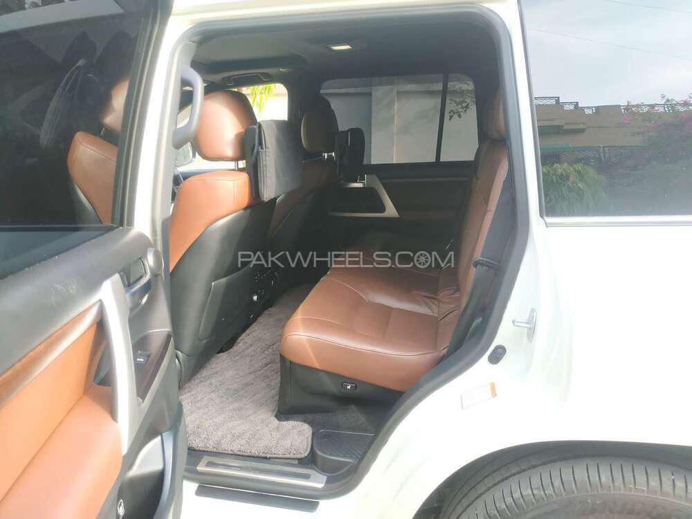 ٹویوٹا لینڈ کروزر 2016 for Sale in لاہور ٹویوٹا لینڈ کروزر 2016 for Sale in لاہور Image-20