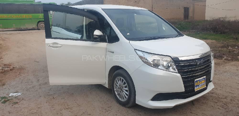 Toyota Noah 2014 for Sale in Khushab Image-1