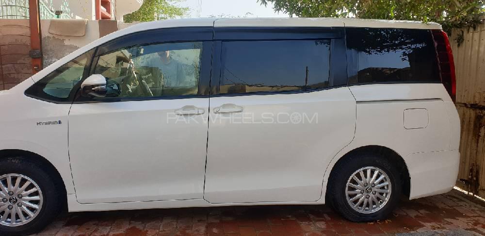 Toyota Noah 2014 for Sale in Khushab Toyota Noah 2014 for Sale in Khushab Image-7