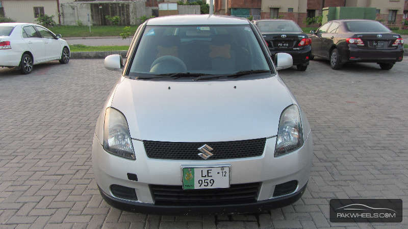 Suzuki Swift 2006 for Sale in Lahore Image-1