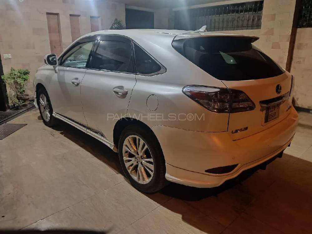 لیکزس آر ایکس سیریز 2009 for Sale in لاہور لیکزس آر ایکس سیریز 2009 for Sale in لاہور Image-2