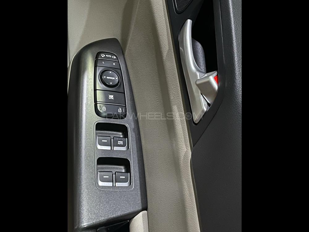 KIA Sportage 2020 for Sale in Gujranwala KIA Sportage 2020 for Sale in Gujranwala Image-11