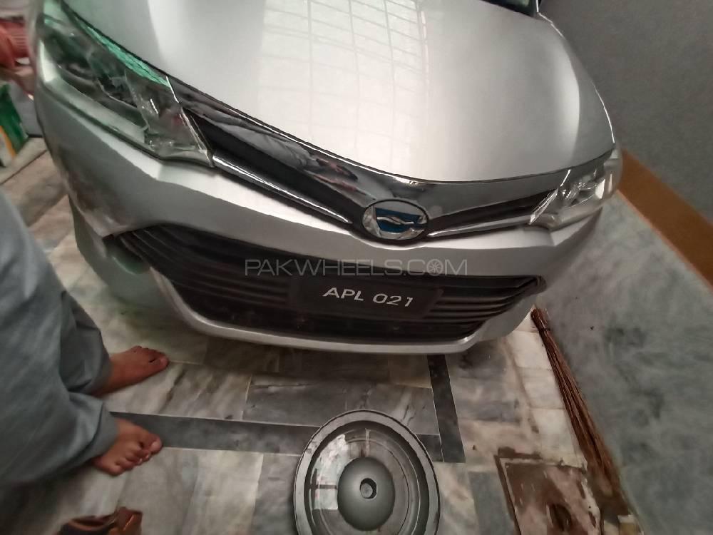 Toyota Corolla Axio 2017 for Sale in Peshawar Image-1