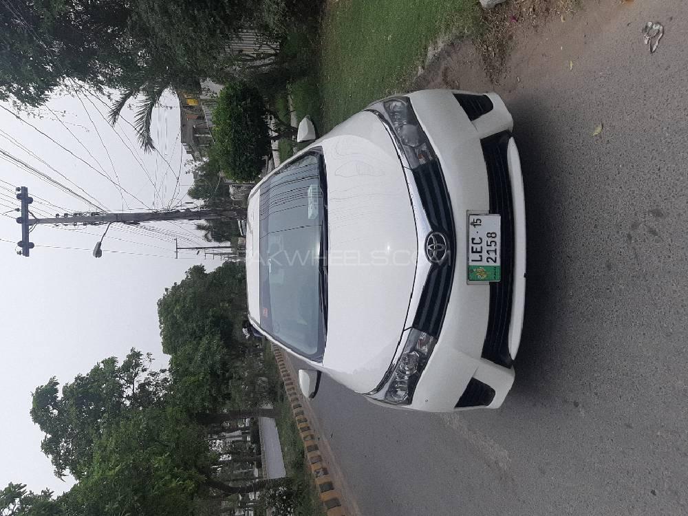 Toyota Corolla 2015 for Sale in Lahore Image-1