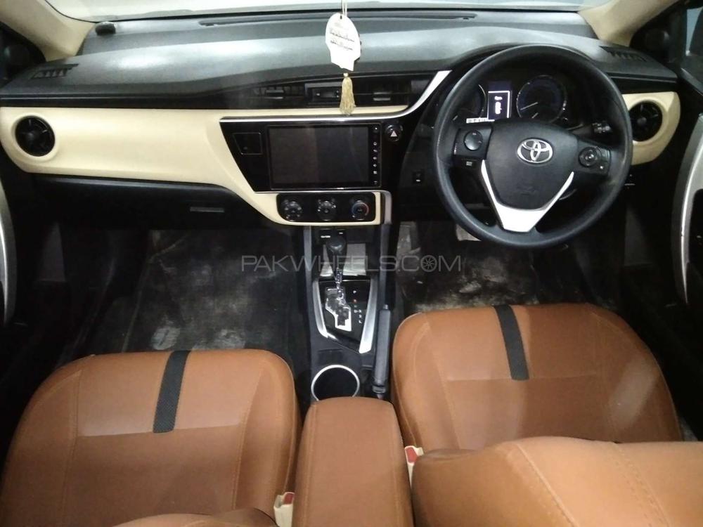 Toyota Corolla 2018 for Sale in Karachi Toyota Corolla 2018 for Sale in Karachi Image-9