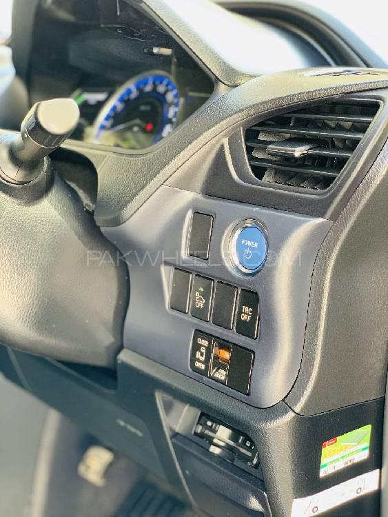 Toyota Noah 2015 for Sale in Lahore Toyota Noah 2015 for Sale in Lahore Image-6