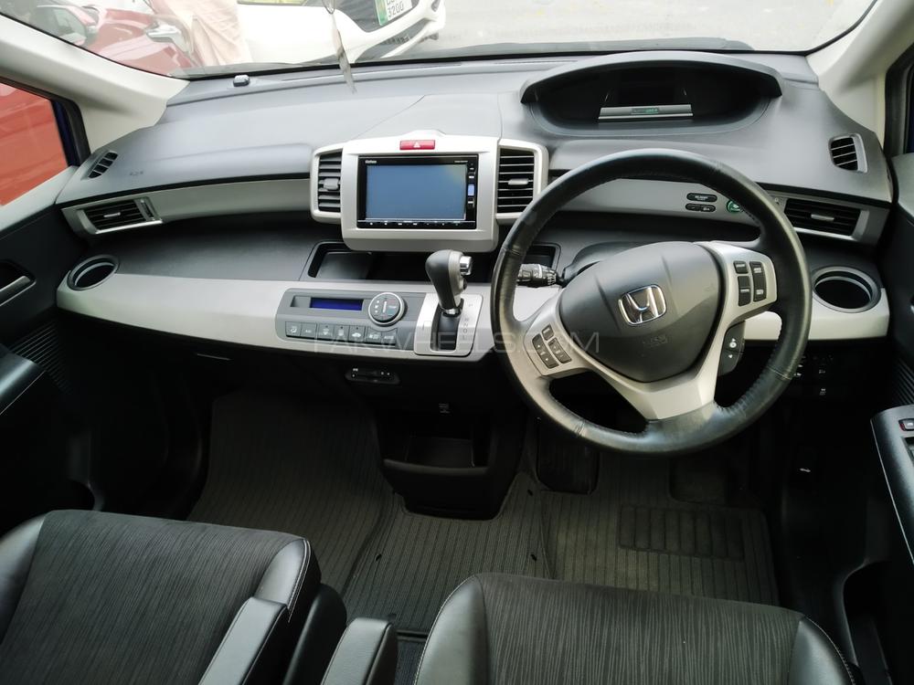 Honda Freed 2016 for Sale in Lahore Honda Freed 2016 for Sale in Lahore Image-5