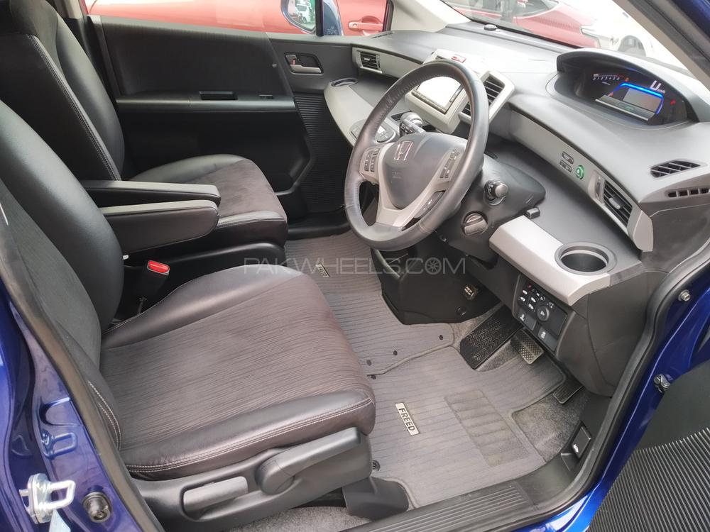 Honda Freed 2016 for Sale in Lahore Honda Freed 2016 for Sale in Lahore Image-10