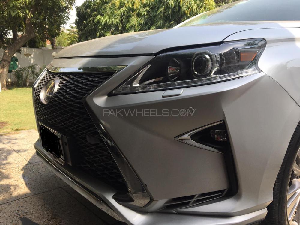 لیکزس آر ایکس سیریز 2010 for Sale in لاہور لیکزس آر ایکس سیریز 2010 for Sale in لاہور Image-2
