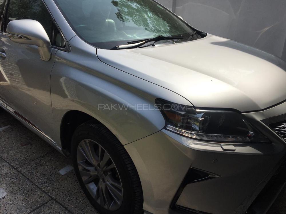 لیکزس آر ایکس سیریز 2010 for Sale in لاہور لیکزس آر ایکس سیریز 2010 for Sale in لاہور Image-6
