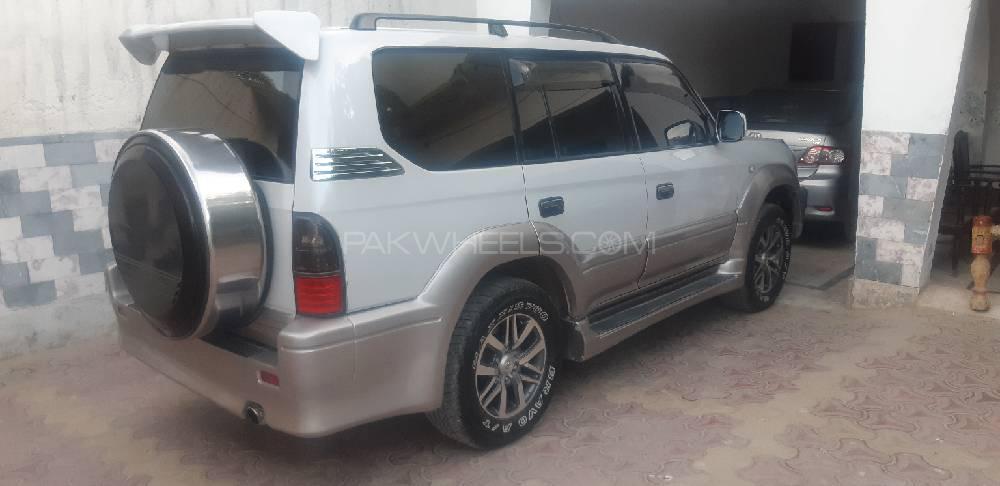 Toyota Prado 2001 for Sale in Peshawar Toyota Prado 2001 for Sale in Peshawar Image-5