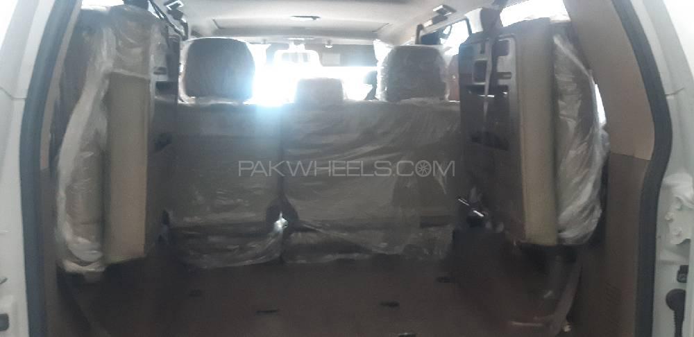 Toyota Prado 2001 for Sale in Peshawar Toyota Prado 2001 for Sale in Peshawar Image-14