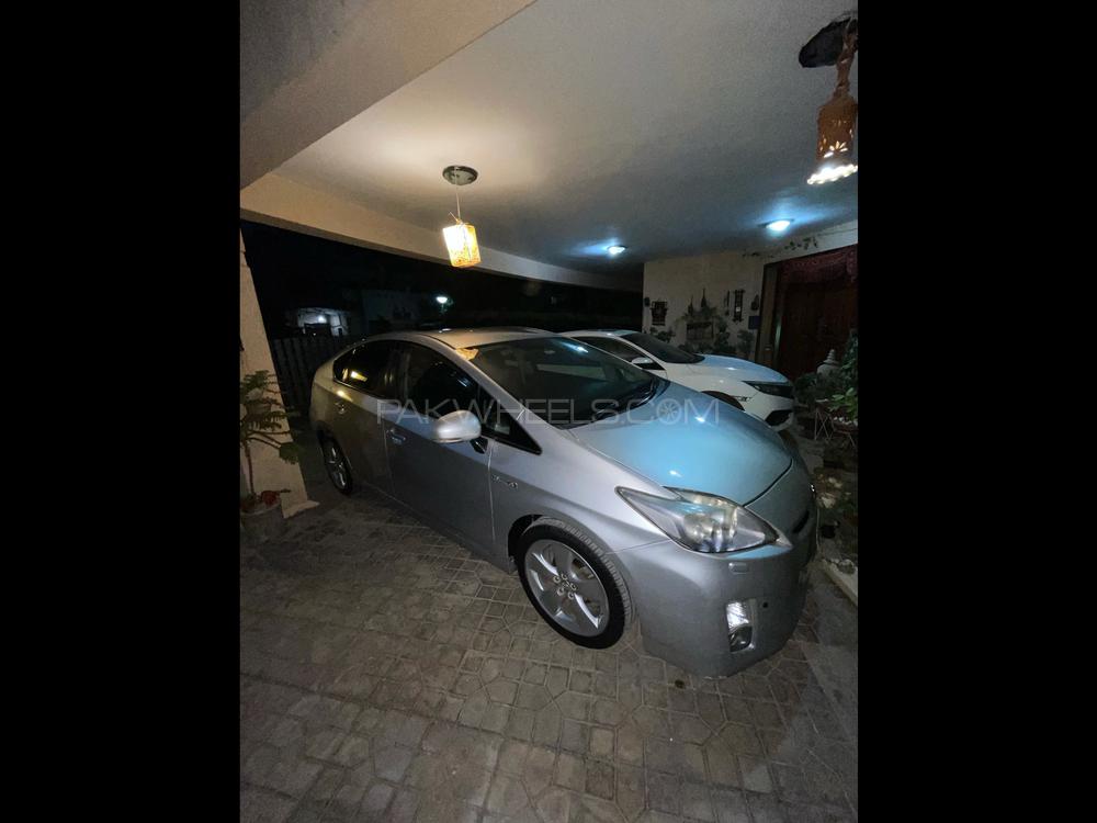 Toyota Prius 2011 for Sale in Islamabad Toyota Prius 2011 for Sale in Islamabad Image-2