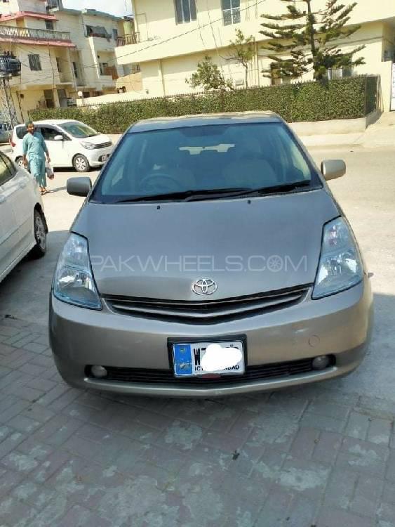 Toyota Prius 2008 for Sale in Islamabad Image-1