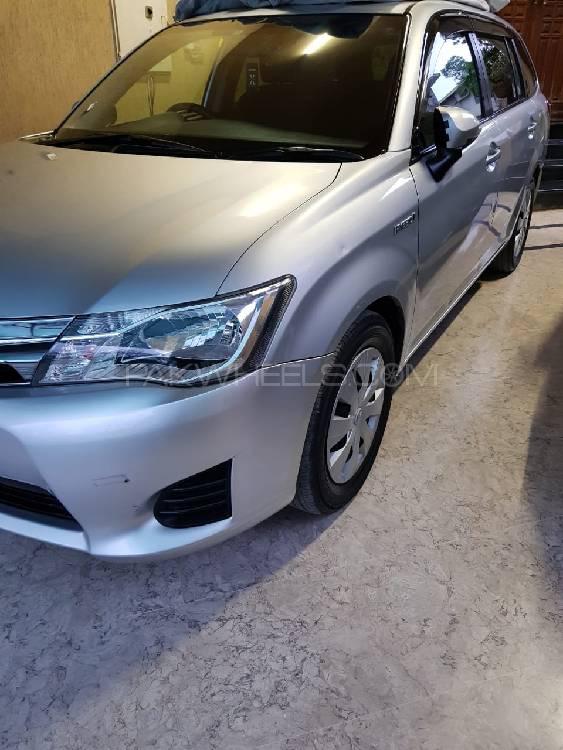Toyota Corolla Fielder 2013 for Sale in Islamabad Image-1