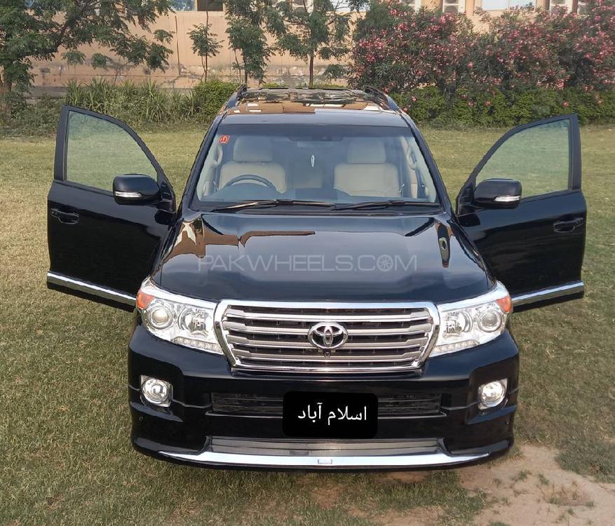 Toyota Land Cruiser 2015 for Sale in Kharian Image-1