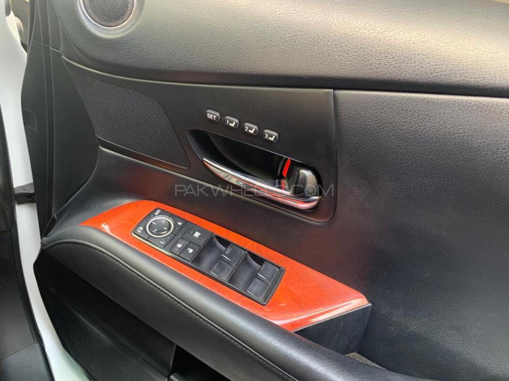 Lexus RX Series 2010 for Sale in Karachi Lexus RX Series 2010 for Sale in Karachi Image-6
